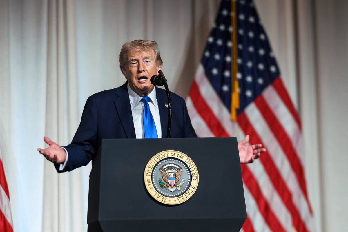 Trump'tan “Kurşun geçirmez yelek giyer misiniz" sorusuna güldüren yanıt